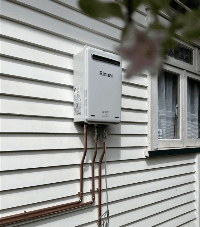 Gas Continuous Flow Hot Water Auckland | Black & White Plumbing